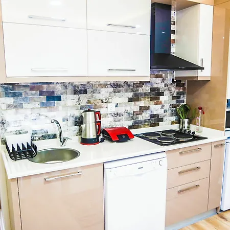 Ale Aparthotel 3*